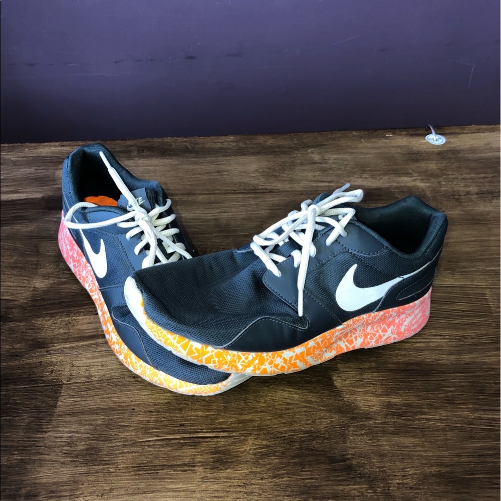 Nike size 10 worn but good condition